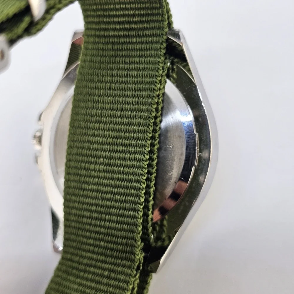Folio Men's Analog Watch 38MM Gray Dial NEW Army Green Canvas Band NEW Battery